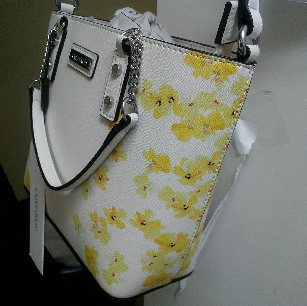 Hand bag